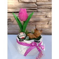 Zsákos kaspó pink színű tulipánnal